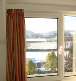 Cierra las cortinas para mantenerte caliente (y reducir las facturas)€
€