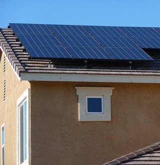 Nuevas propuestas para la tarifa de alimentación de energía solar fotovoltaica y lo que significan para los microgeneradores€
€